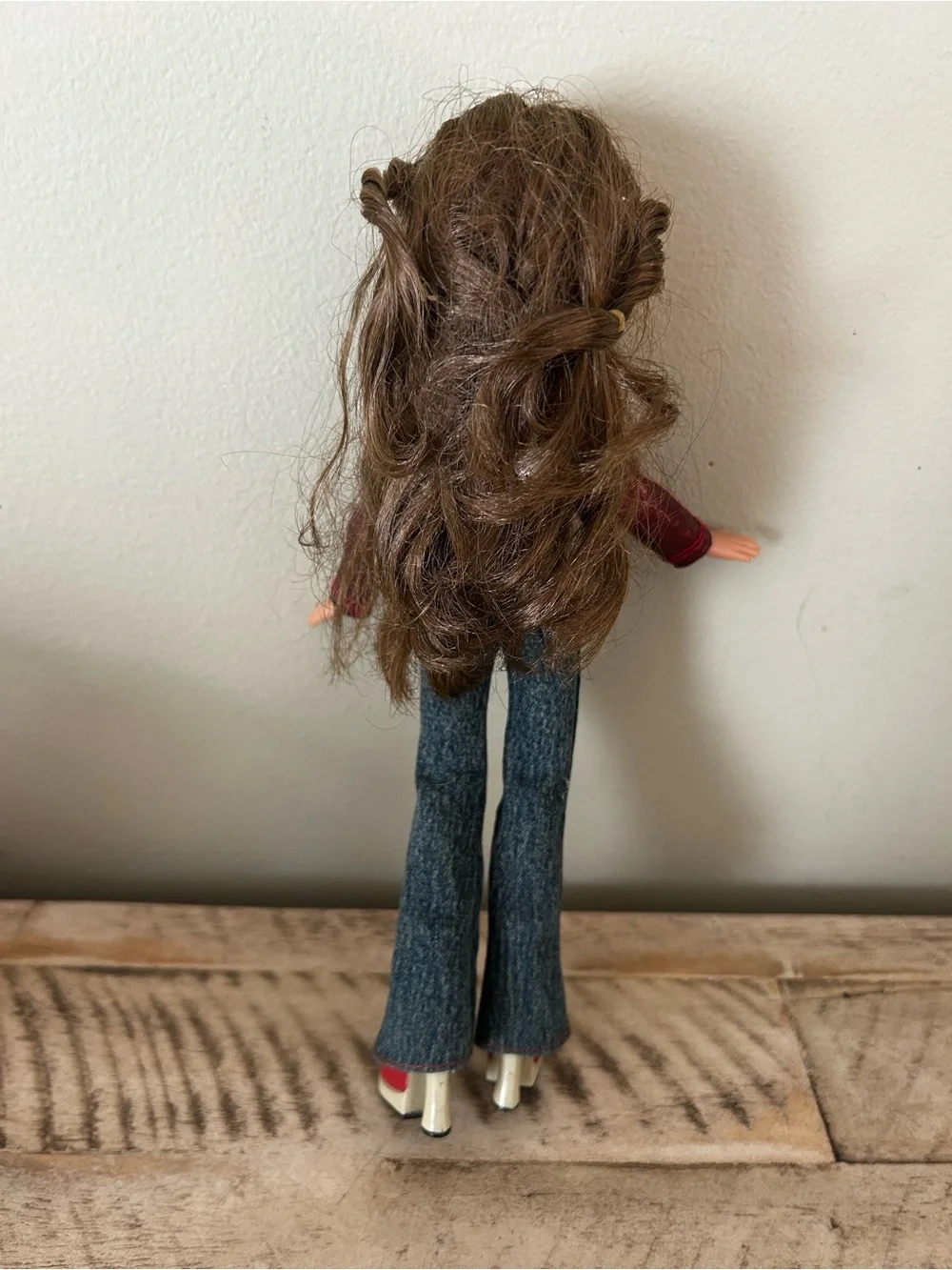 Vintage Bratz Yasmin Doll with Metallic Jacket, Jeans, Shoes & Purse